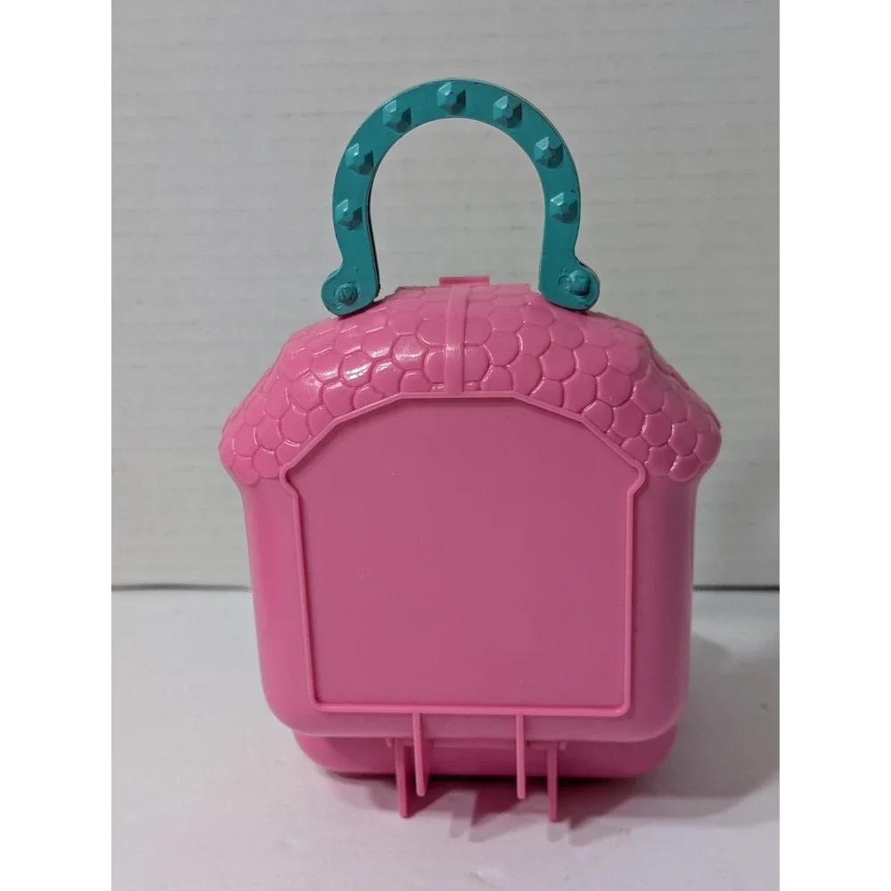 Polly Pocket  HAPPY TRAILS Club Horse Stable 1994 Vintage Compact Only